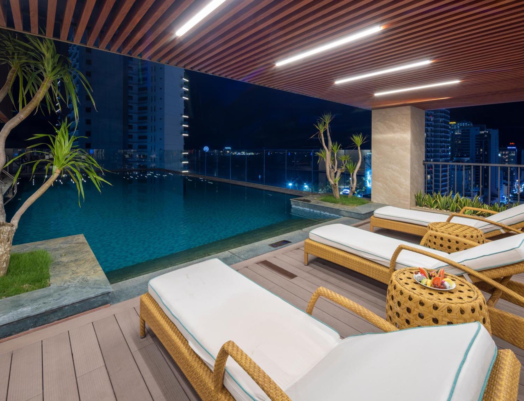 Gonsala Hotel Nha Trang Exterior foto